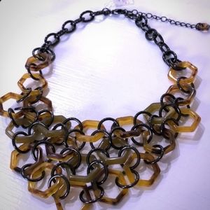 😍 🆕️ NWT Lia Sophia Brown Galapagos Necklace